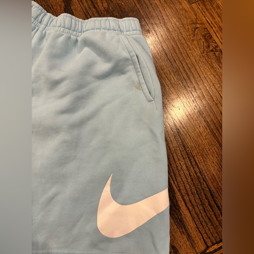 Nike Sportswear Club Fleece Light Blue Shorts Men's size XL - Picture 3 of 6